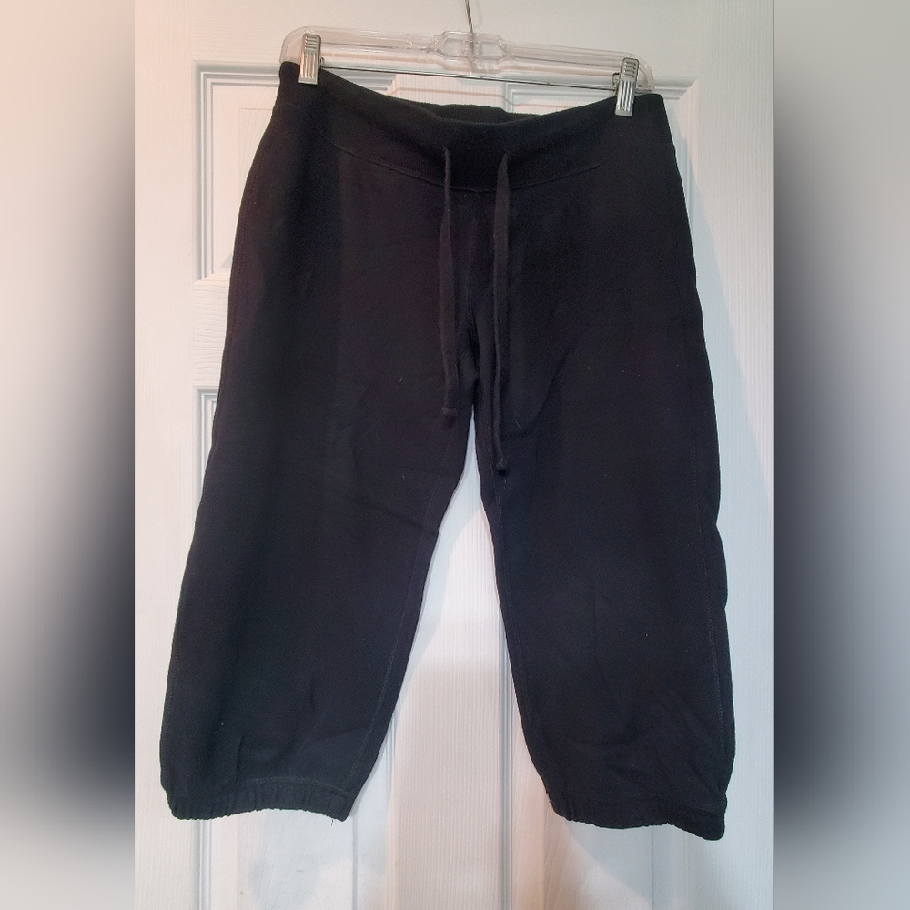 Xhilaration Black Capri Sweat Pant